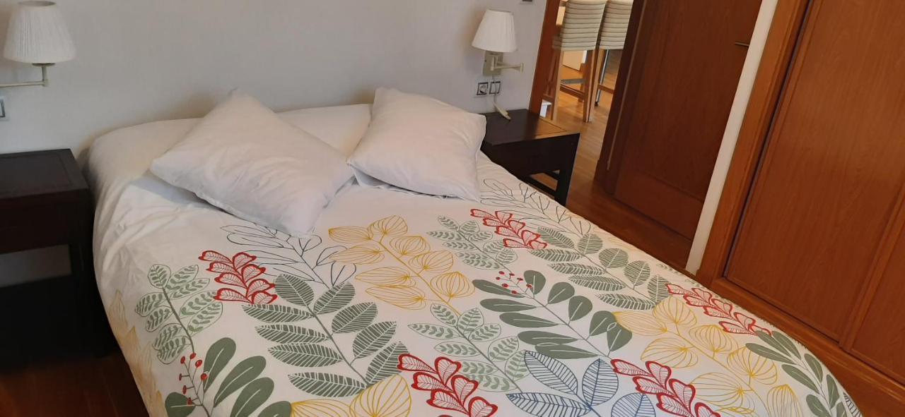 Apartamento Centro De Sanxenxo Con Garaje Eksteriør bilde